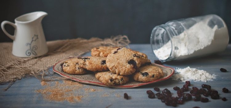 Cookies so sušenými brusnicami